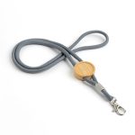 Lanyard bambú, etiqueta c/resina epoxi "West" - Image 6